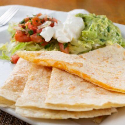 receta quesadillas pollo queso verduras saludable